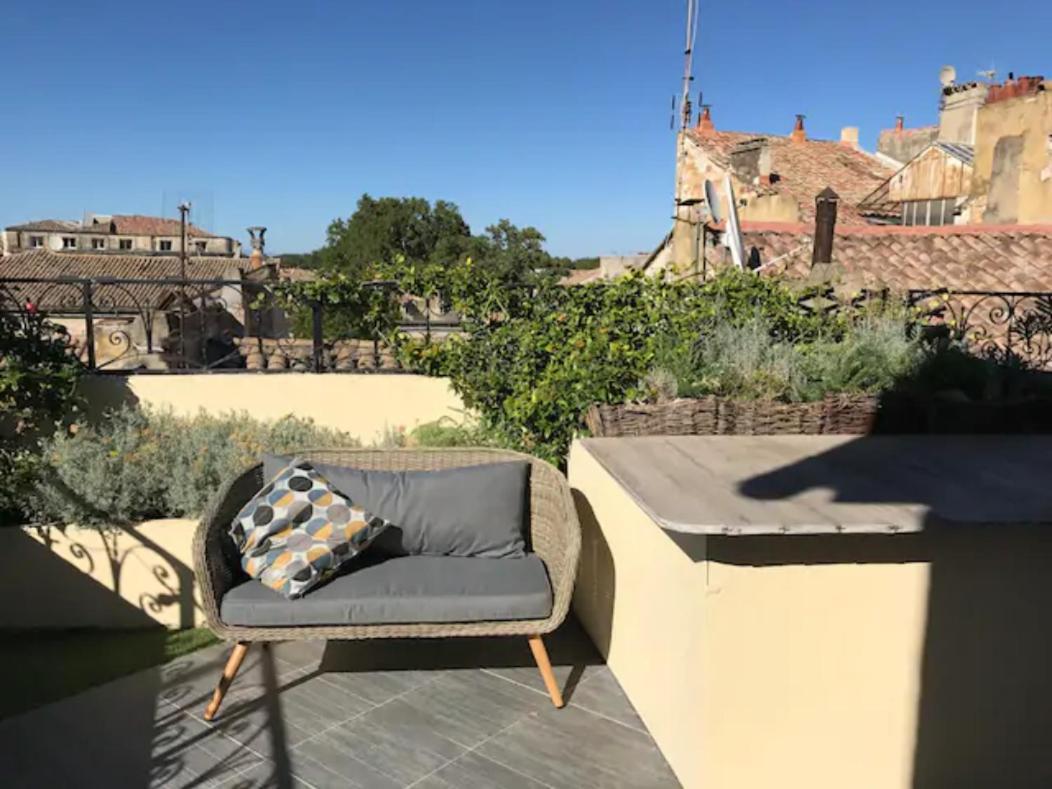 Magnifique Appartement De Charme Avec Vue Sur Le Palais Des Papes A Avignon Wifi Gratuit Exteriér fotografie